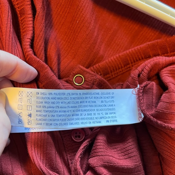 Forever 21 Long Sleeve Ribbed Bodysuit - Picture 4 of 4